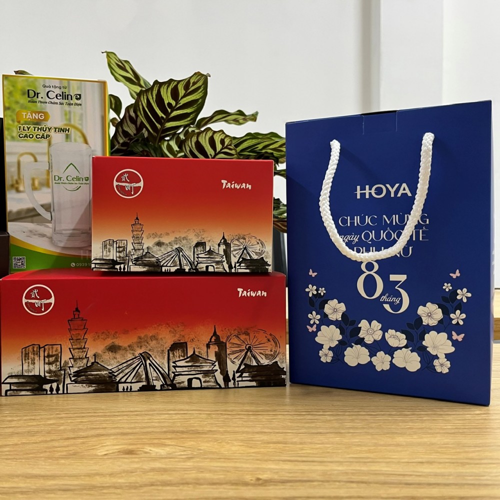 hopquainlogo.com 18 sản xuất hộp quà